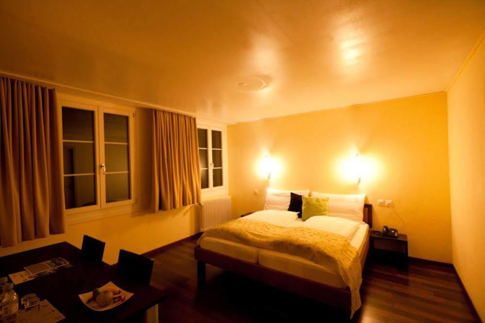 Hotel Restaurant Goldener Schluessel Altdorf Exteriér fotografie
