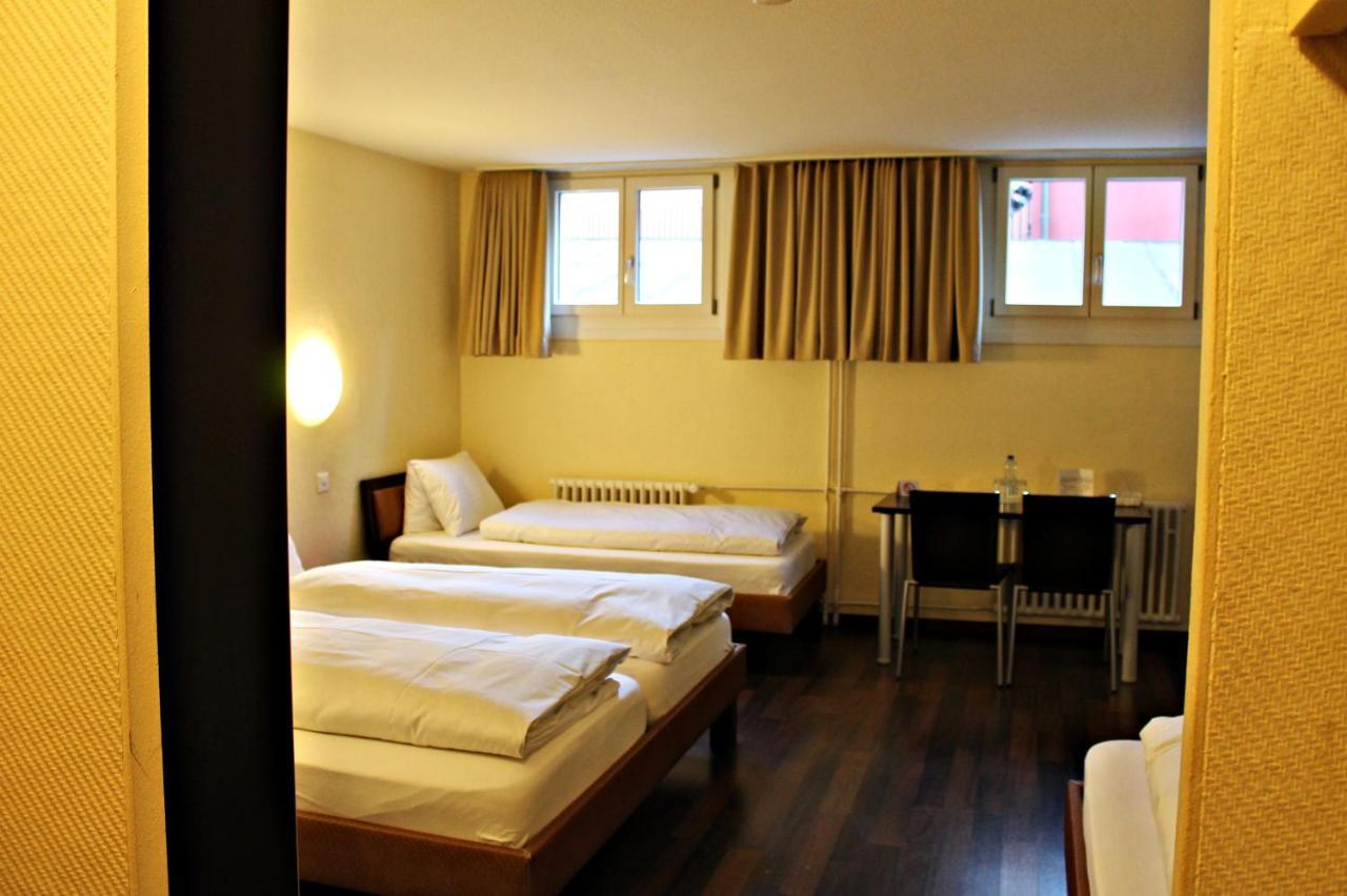 Hotel Restaurant Goldener Schluessel Altdorf Exteriér fotografie