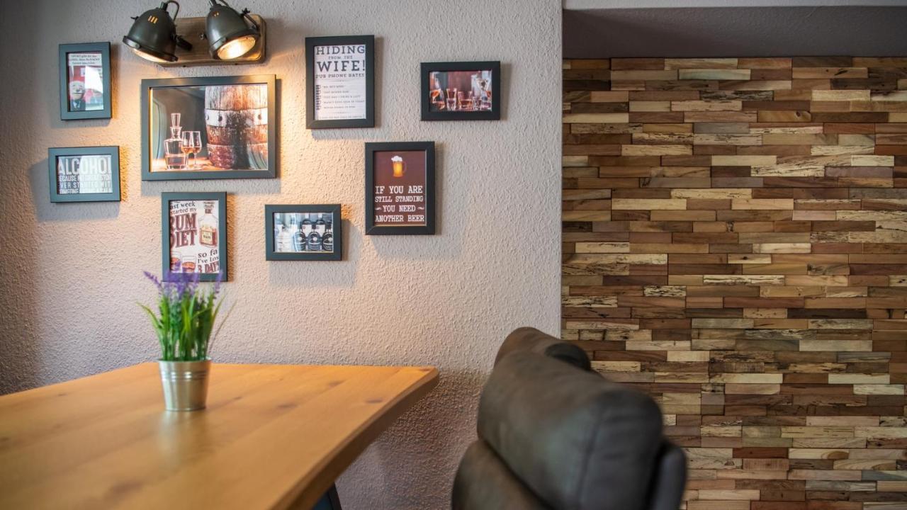 Hotel Restaurant Goldener Schluessel Altdorf Exteriér fotografie