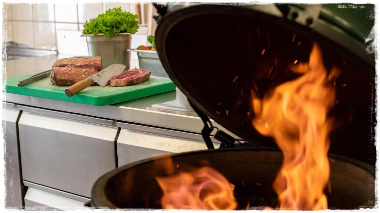 Hotel Restaurant Goldener Schluessel Altdorf Exteriér fotografie
